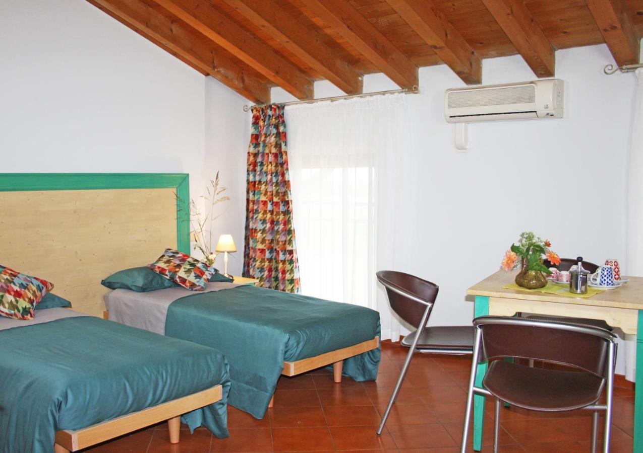 Agriturismo Fiorbello Montirone Eksteriør billede